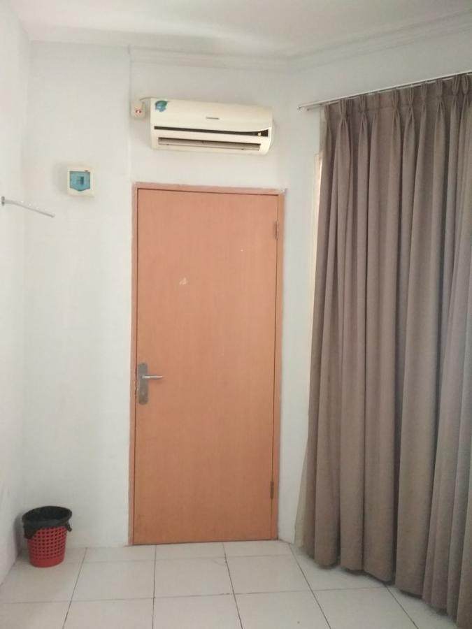 Maven Cilandak Hotel Jakarta Exterior photo